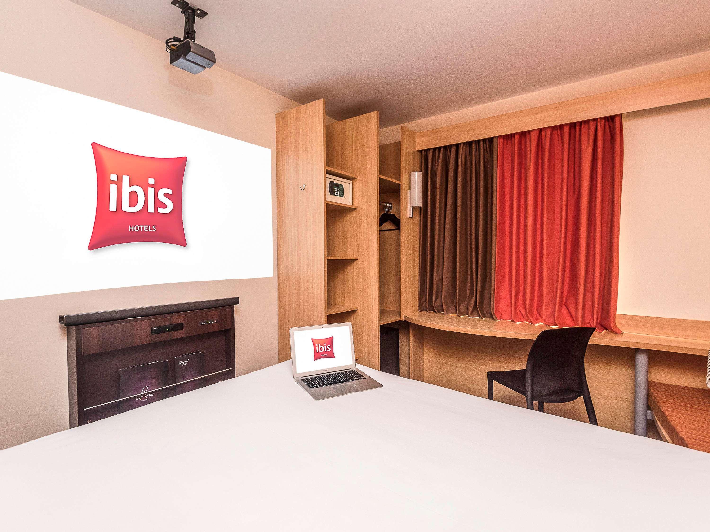Ibis Santiago Las Condes Exteriér fotografie